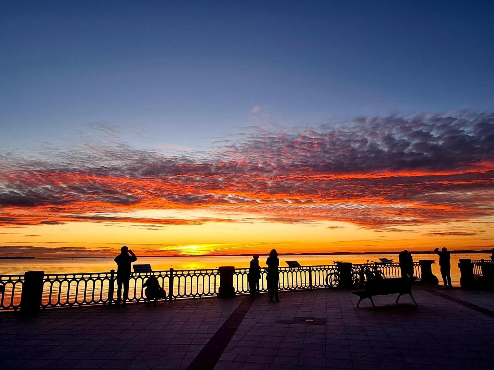 Cocon Entre Presqu'Ile Du Cap Ferret Et Plages Oceanes - Terrasse - 1 Velo Gratuit อาเรส ภายนอก รูปภาพ